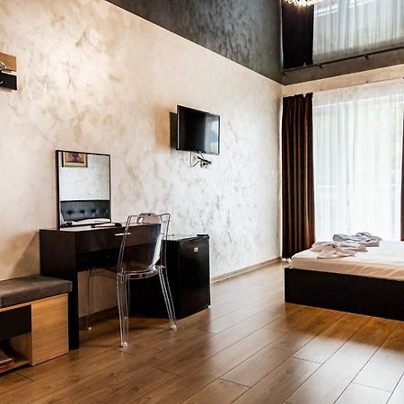Family Hotel - City Hotel Γιάμπολ Εξωτερικό φωτογραφία