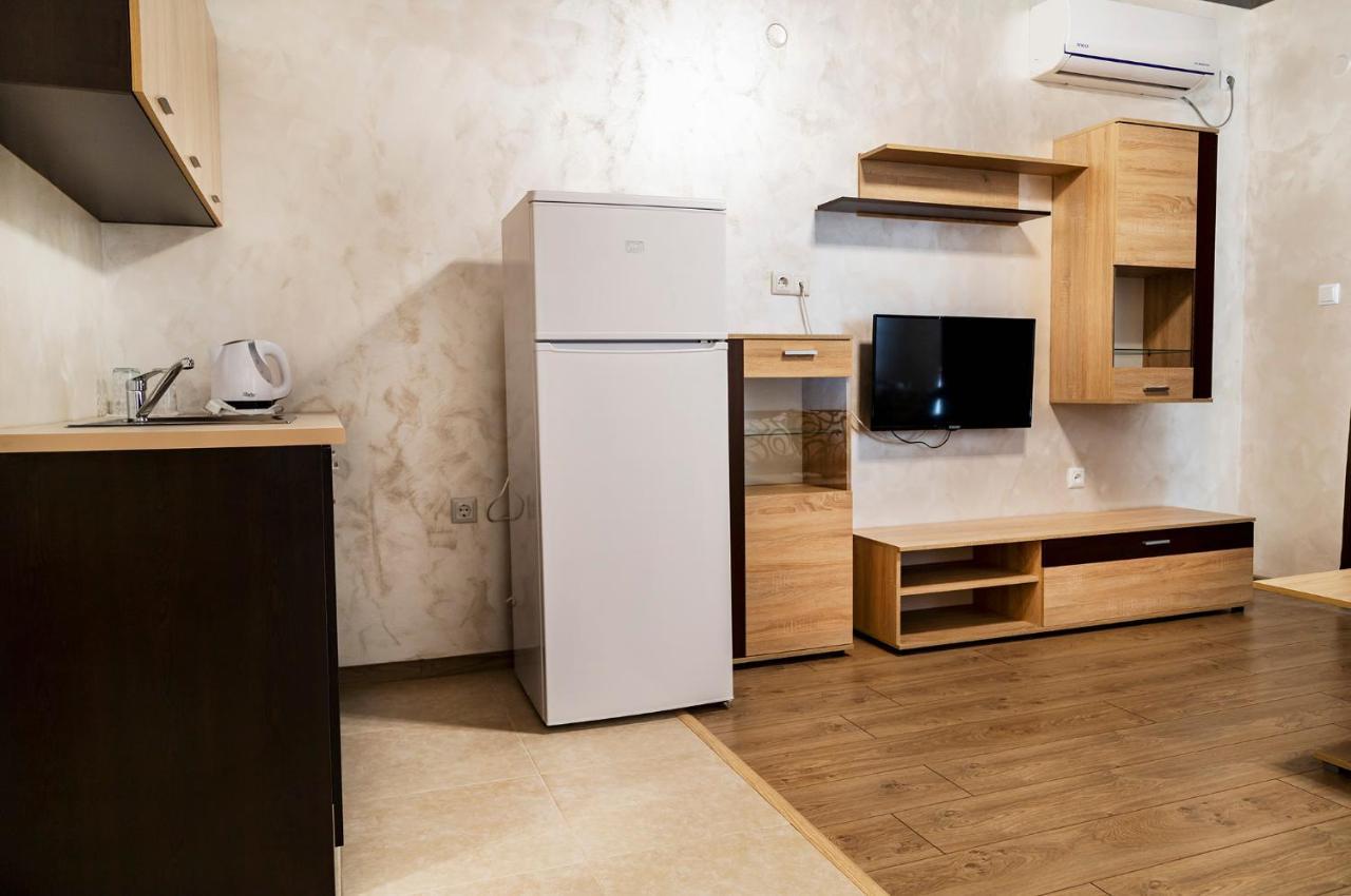Family Hotel - City Hotel Γιάμπολ Εξωτερικό φωτογραφία