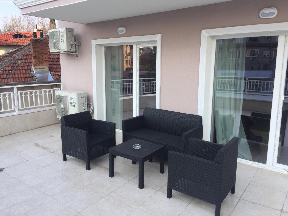 Family Hotel - City Hotel Γιάμπολ Εξωτερικό φωτογραφία